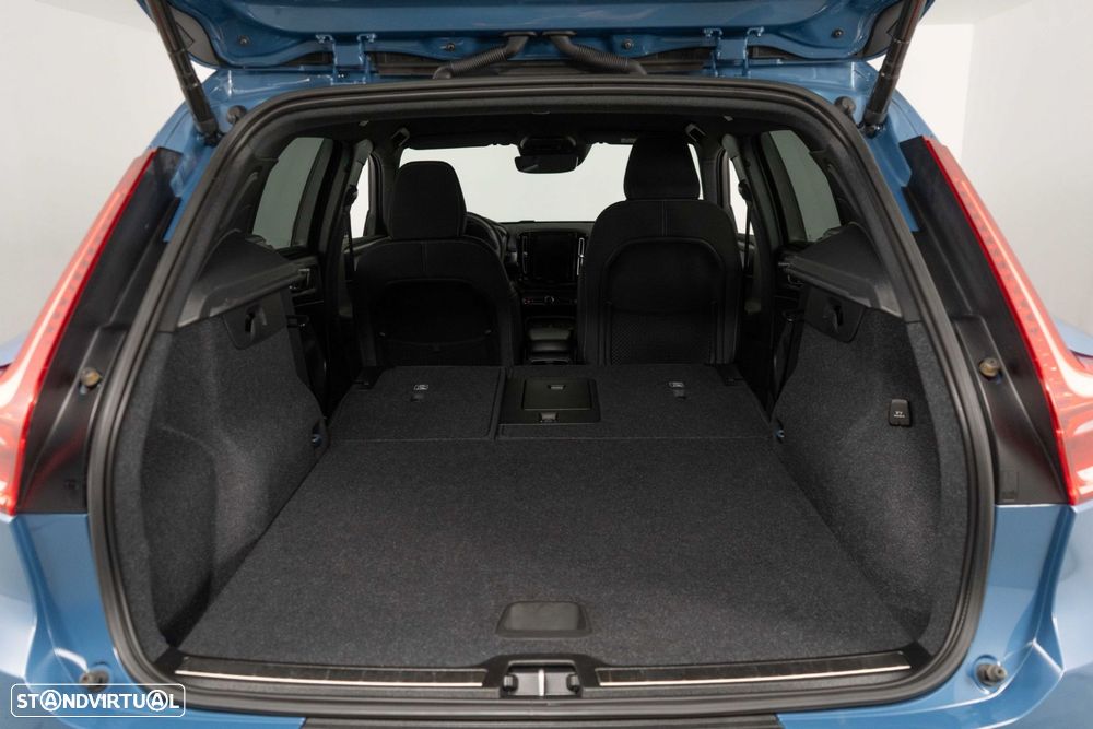 Volvo XC 40 1.5 T5 PHEV Momentum Plus - 15