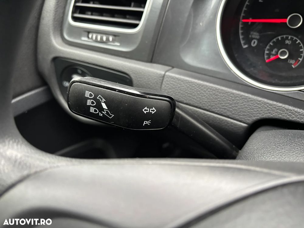 Volkswagen Golf 1.0 TSI Comfortline - 14