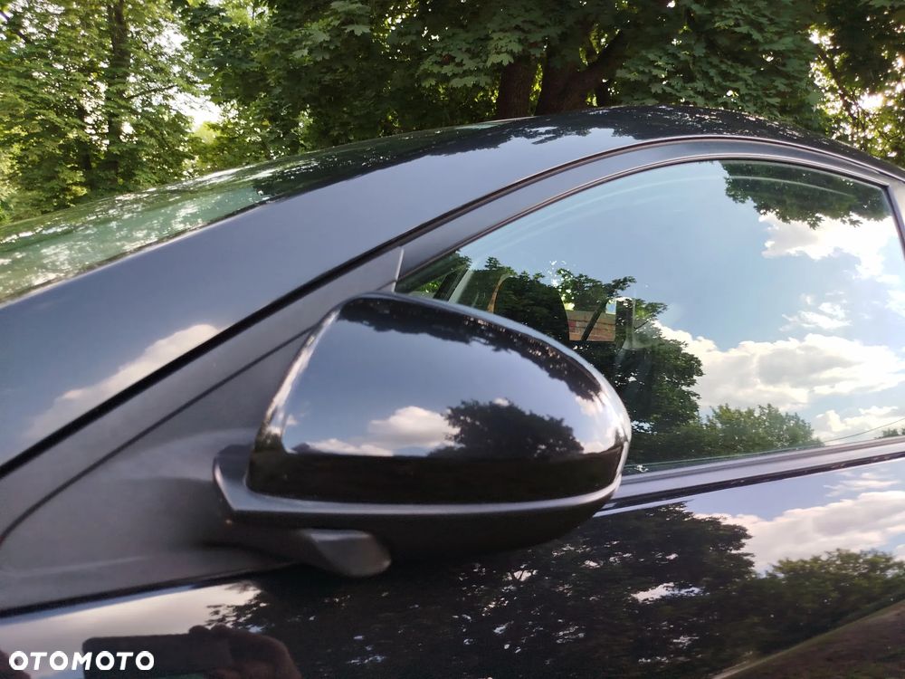 Mazda 3 1.6 Exclusive + - 13