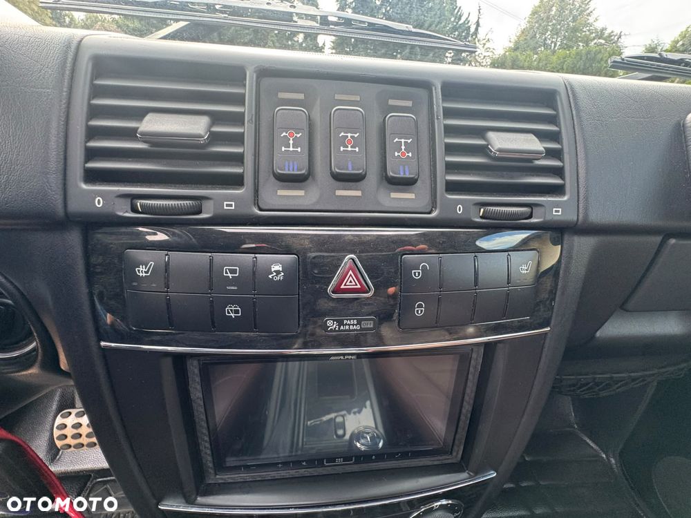 Mercedes-Benz Klasa G 350 BlueTEC 7G-TRONIC - 28