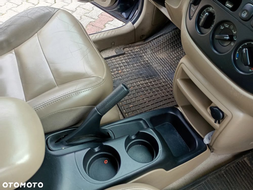 Ford Maverick 3.0 V6 Limited - 21