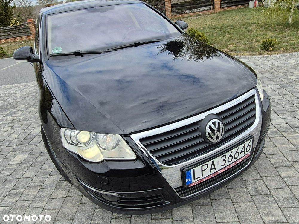 Volkswagen Passat - 16