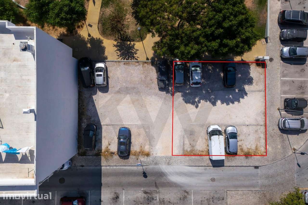 Oportunidade Imperdível em Loulé: Terreno para Construção de Prédio! - Grande imagem: 2/25