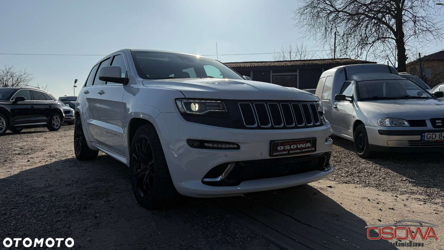 Jeep Grand Cherokee - 12