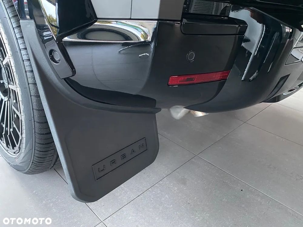 Land Rover Defender 3.0 D300 mHEV X-Dynamic SE - 7