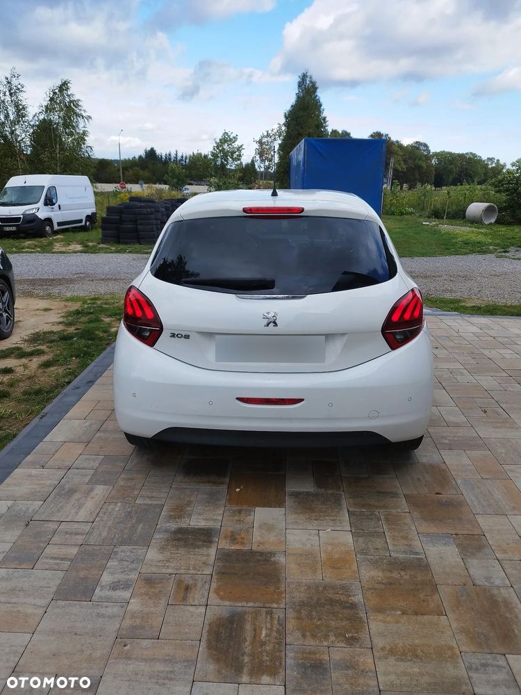 Peugeot 208 1.2 PureTech Style - 5