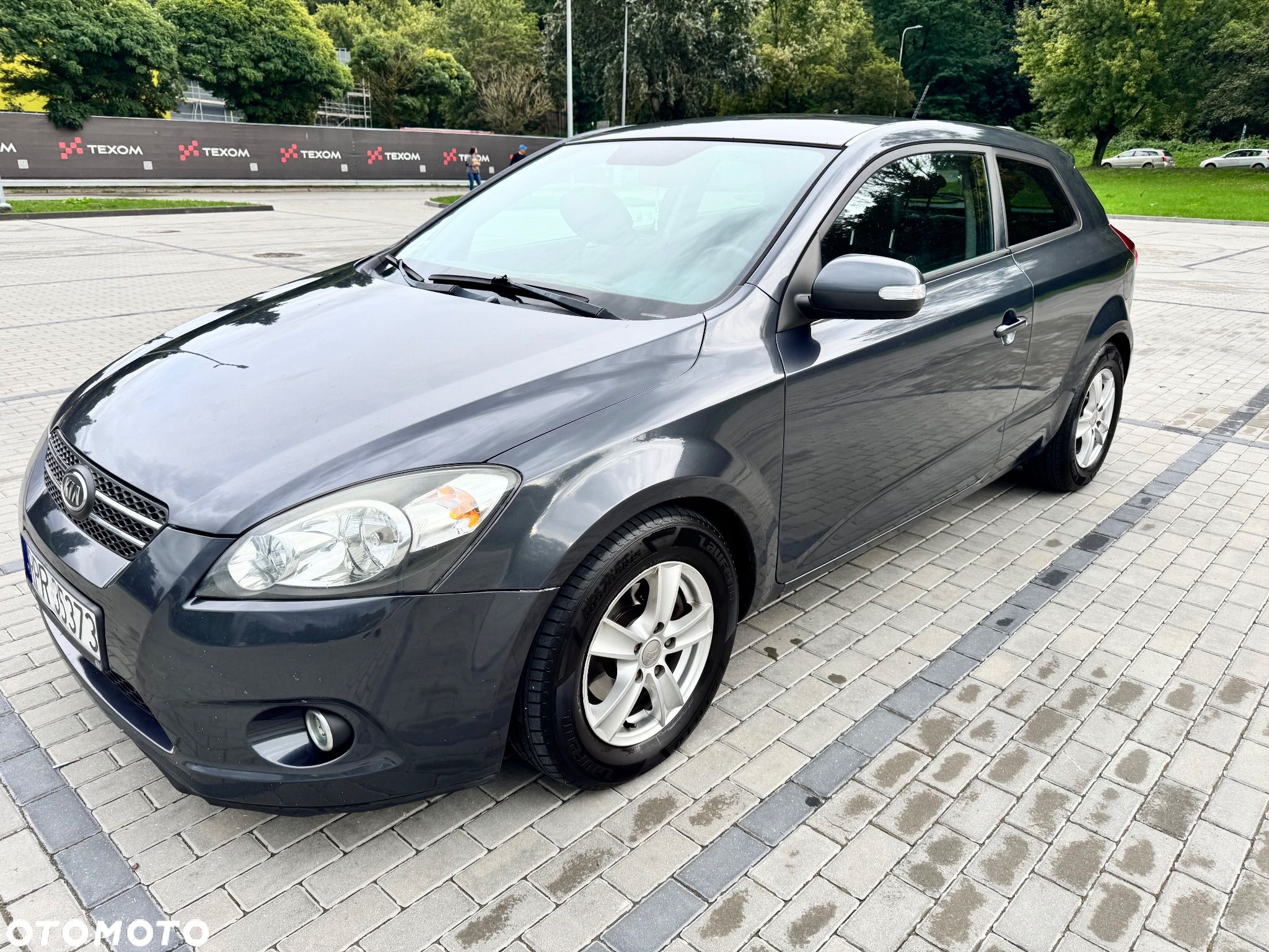 Kia Ceed - 1