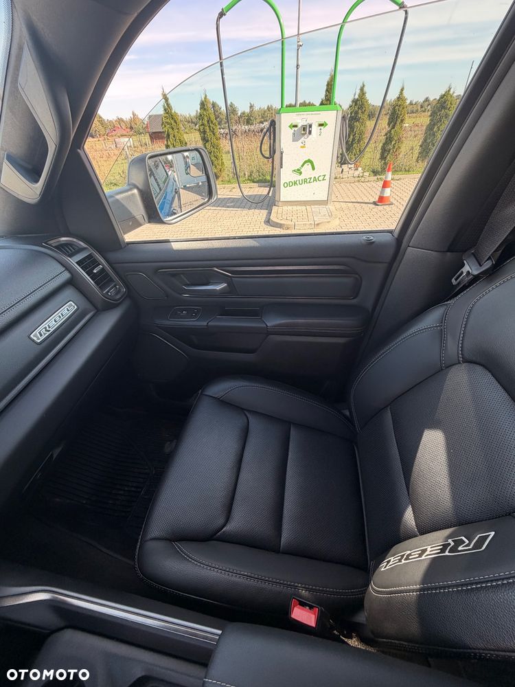 RAM 1500 5.7 Crew Cab Rebel - 9