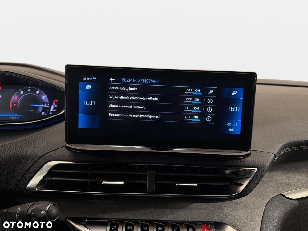 Peugeot 3008 - 28