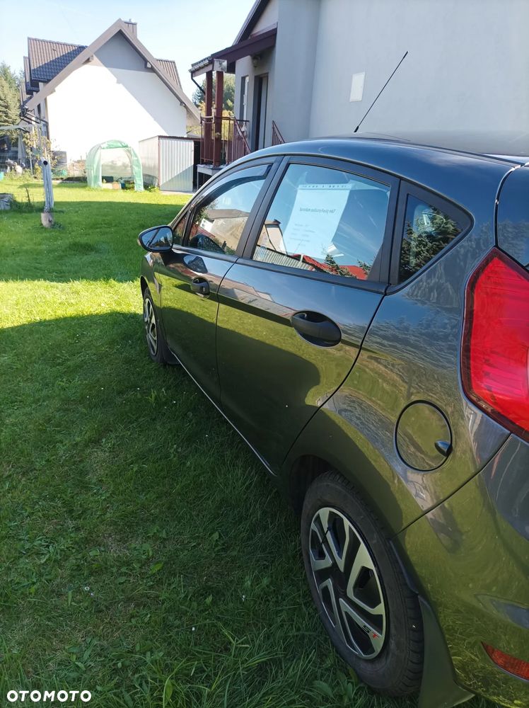 Ford Fiesta - 3