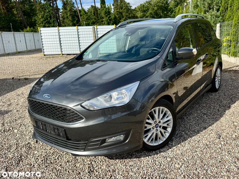 Ford Grand C-MAX - 23