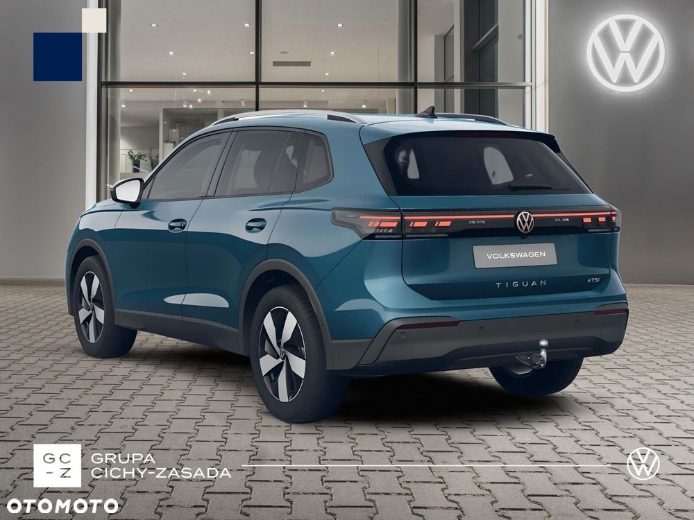 Volkswagen Tiguan - 4