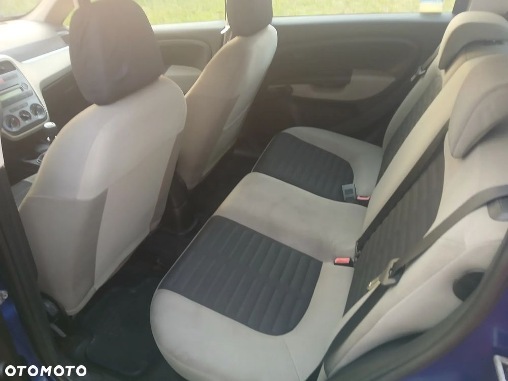 Fiat Punto - 22