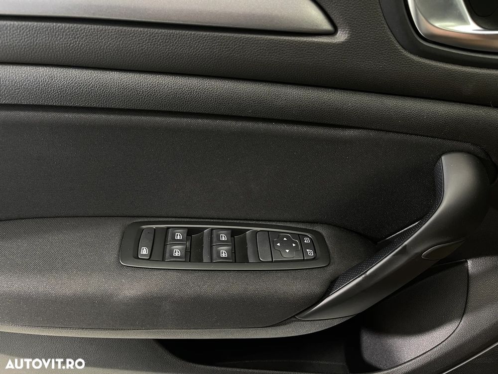 Renault Megane TCe EDC Zen - 20