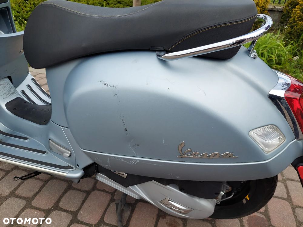Piaggio Vespa - 12