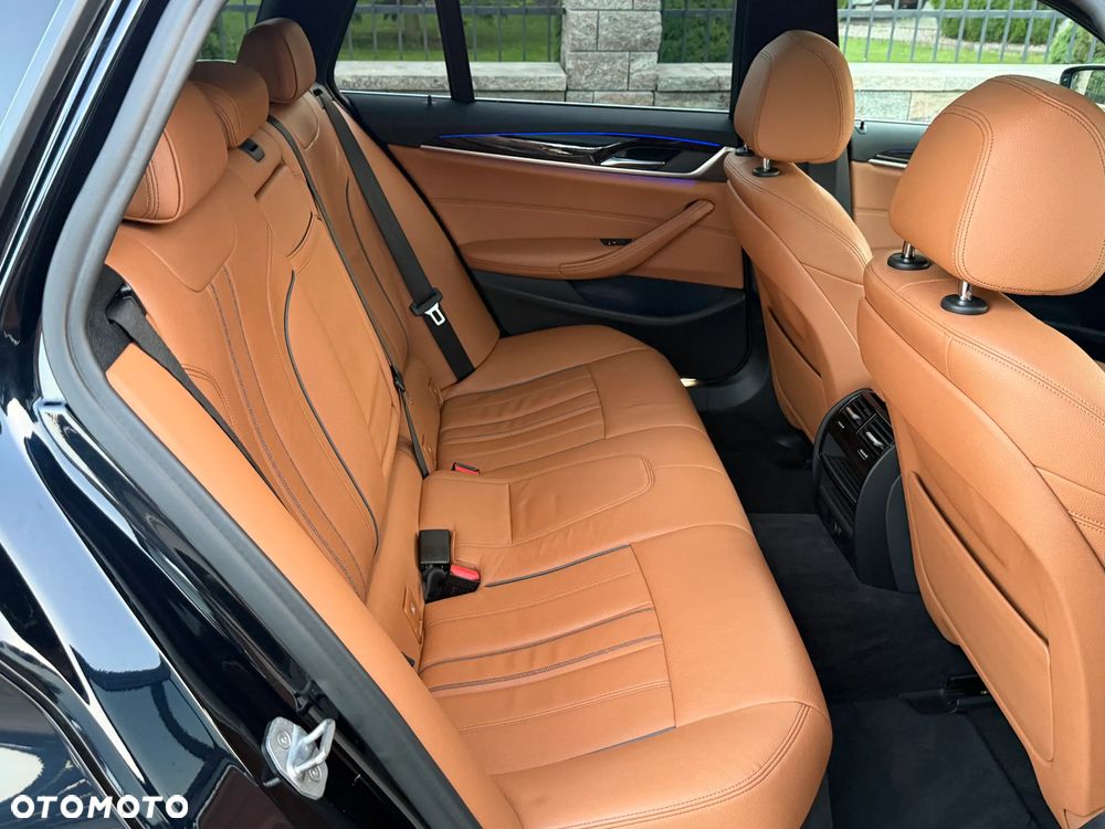 BMW Seria 5 520d M Sport Edition - 33