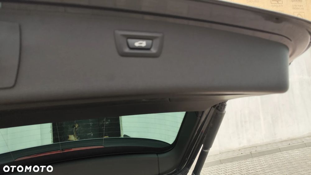 BMW Seria 3 - 33
