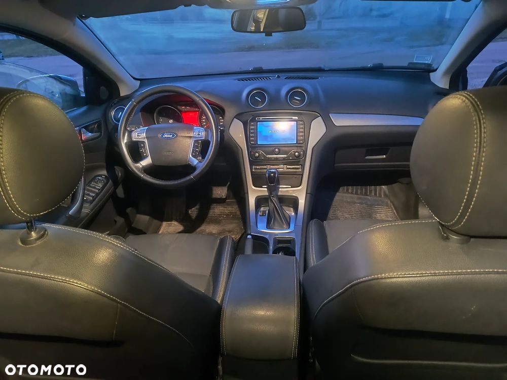 Ford Mondeo - 18