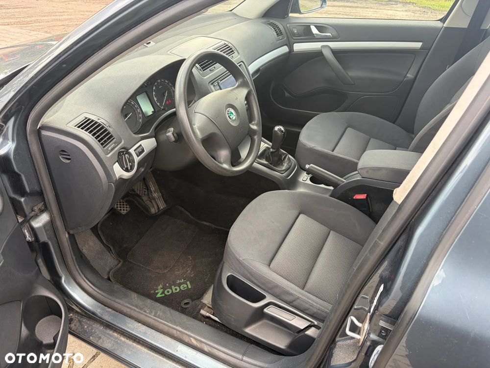 Skoda Octavia 1.6 Style - 11