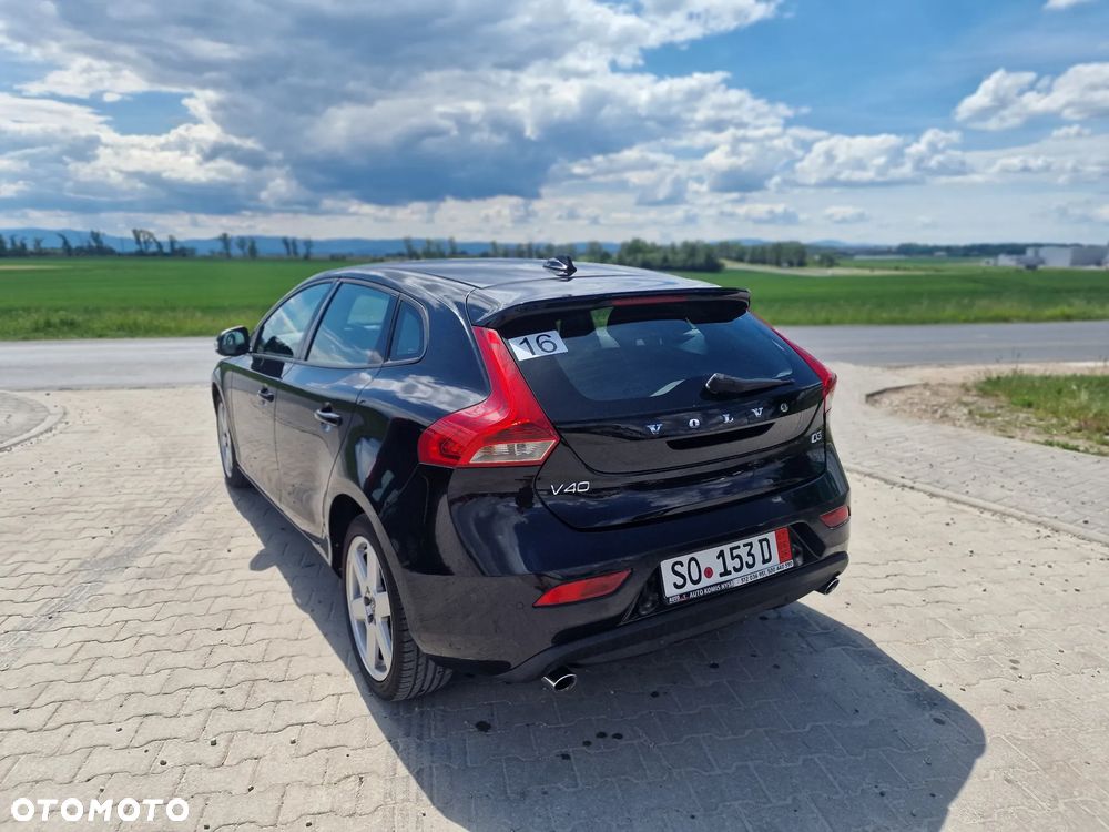 Volvo V40 D3 Geartronic Momentum - 13