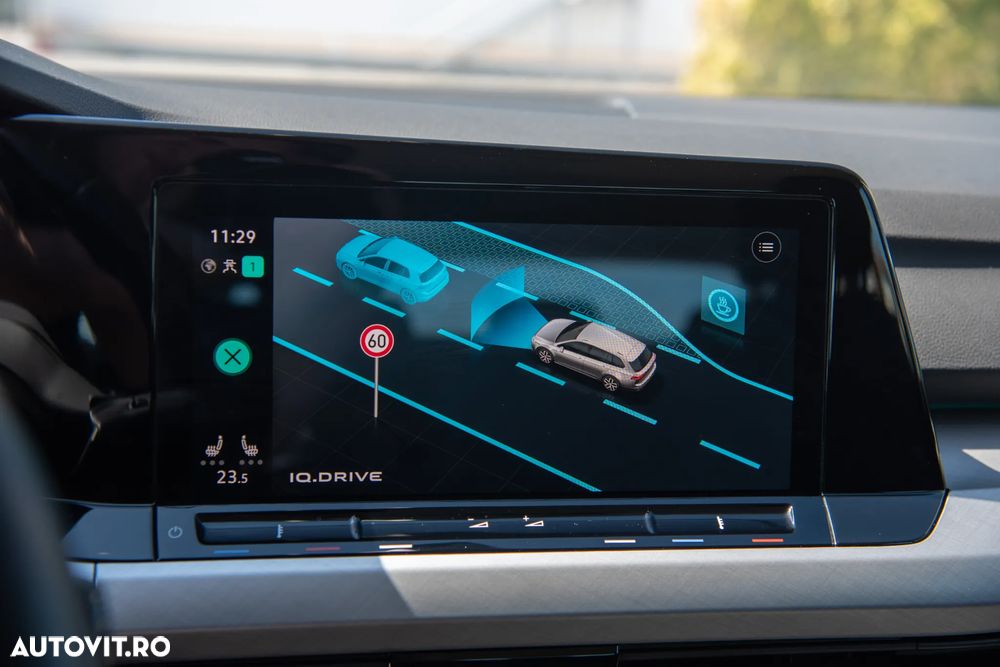 Volkswagen Golf 2.0 TDI DSG Style - 34