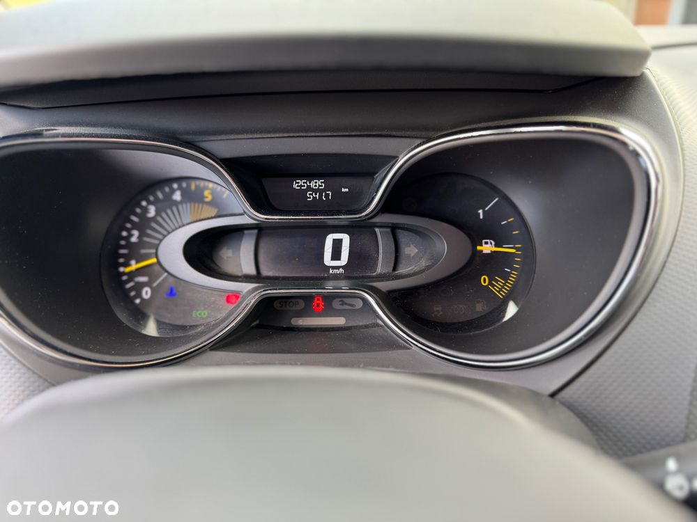 Renault Captur - 16