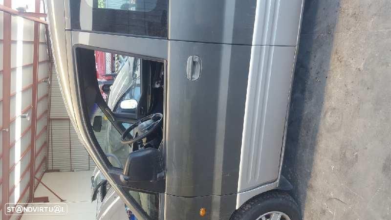 PORTA FRENTE ESQUERDA HYUNDAI H-1 STAREX - 1