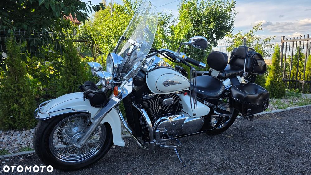 Suzuki Intruder - 38