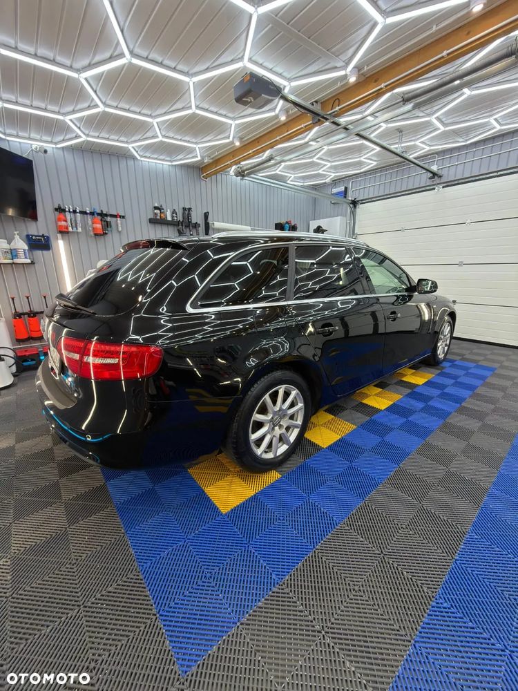 Audi A4 Avant 2.0 TDI ultra - 2