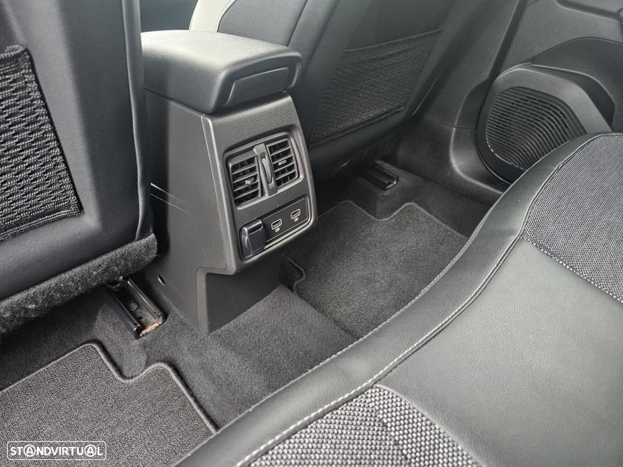 Renault Captur 1.0 TCe Intens - 17