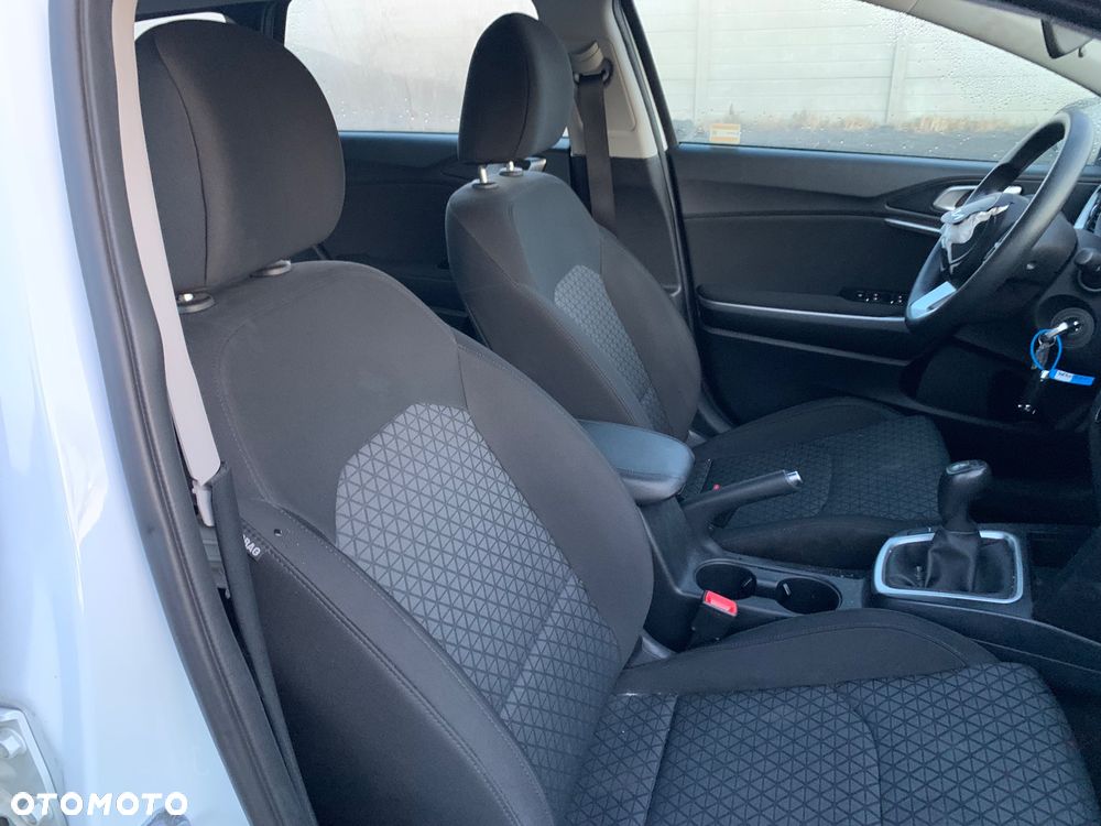 Kia Ceed - 7