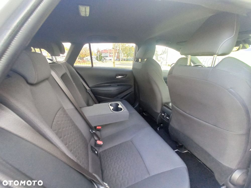 Toyota Corolla - 10