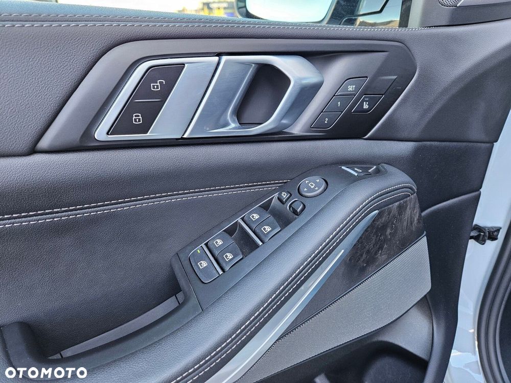 BMW X5 - 11