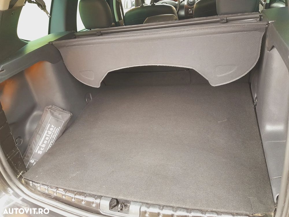 Dacia Duster 1.5 dCi 4x4 Prestige - 33