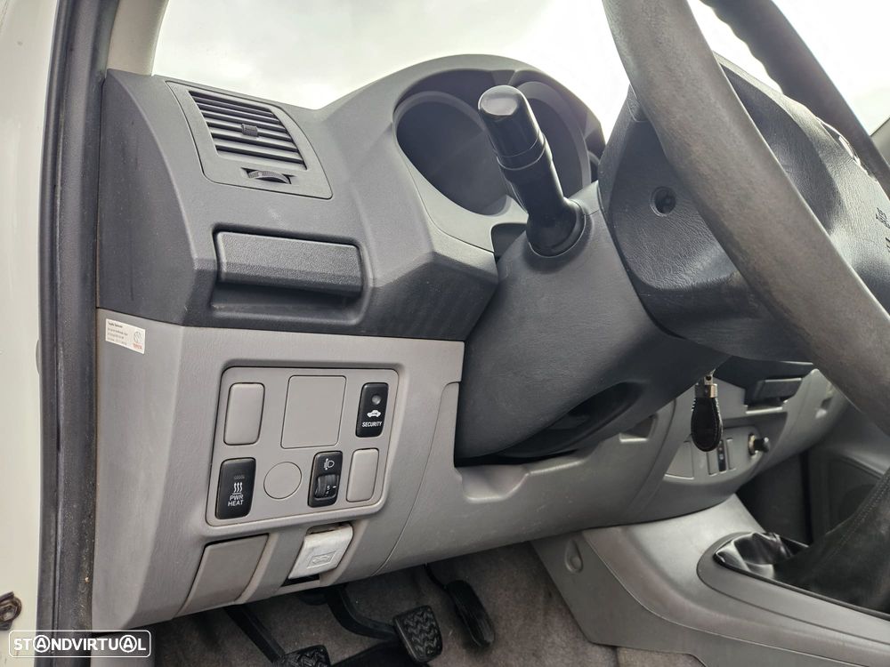 Toyota HILUX 5 LUGARES 2.5 CC 102 CV - 11