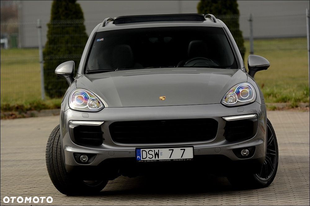 Porsche Cayenne S Platinum Edition - 6