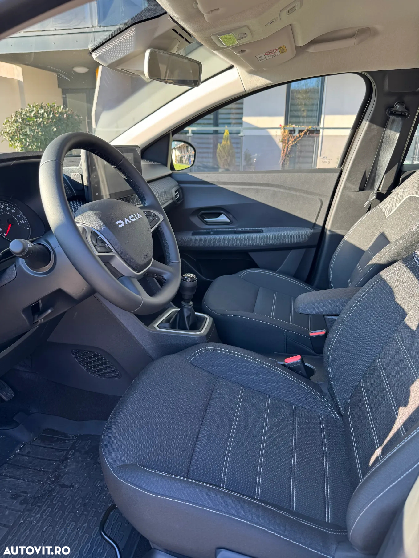 Dacia Logan ECO-G 100 MT6 Prestige+ - 10