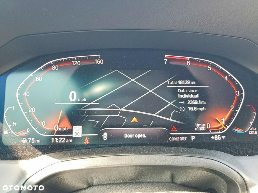 BMW Seria 3 330i xDrive M Sport - 9