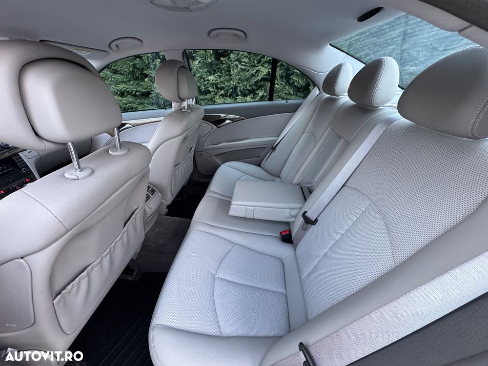 Mercedes-Benz E - 24