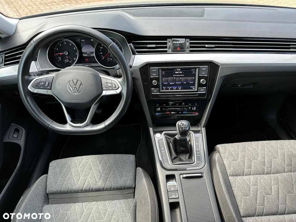 Volkswagen Passat 1.5 TSI EVO Business - 14