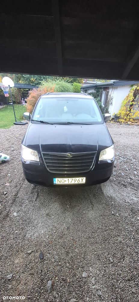 Chrysler Grand Voyager 2009 photo 2