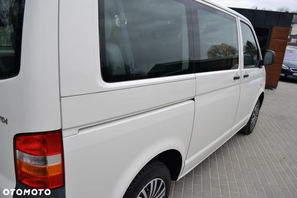 Volkswagen Transporter - 24