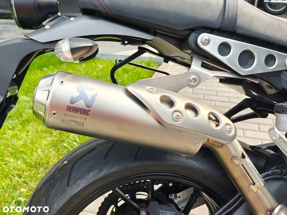 Yamaha XSR - 8