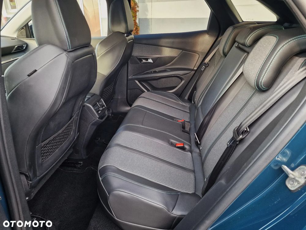 Peugeot 3008 225 e-EAT8 Allure Pack - 23