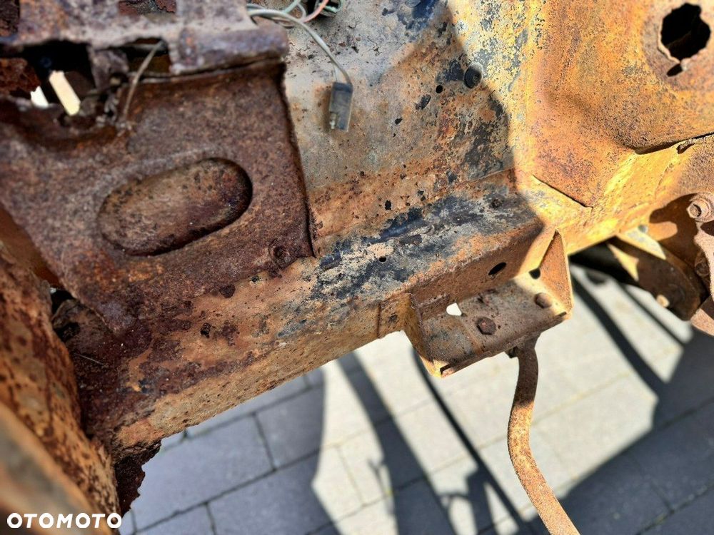 Ford Inny - 16