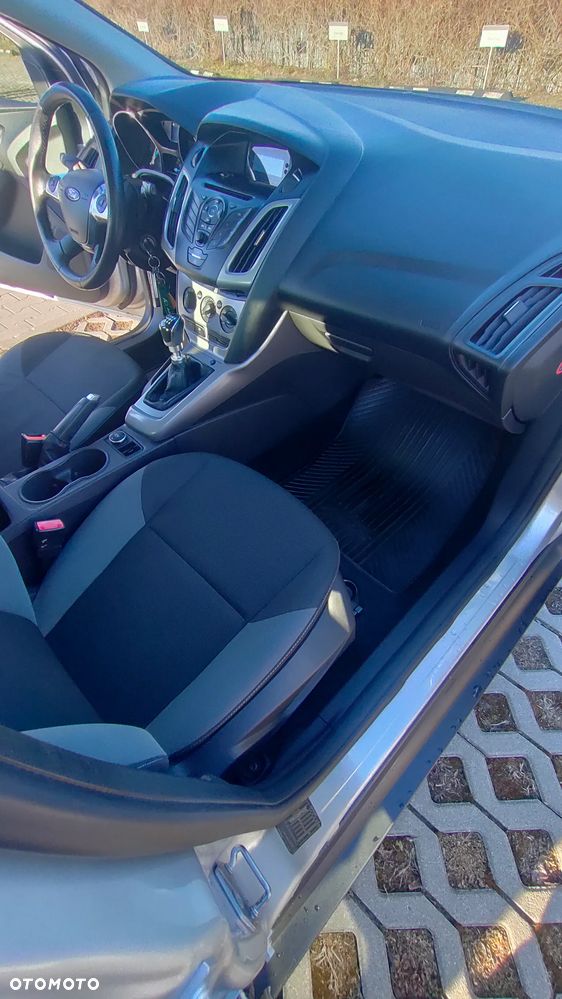 Ford Focus 1.6 TDCi Edition - 8