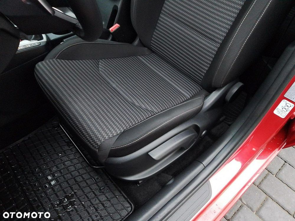 Kia Ceed 1.5 T-GDI M DCT - 12