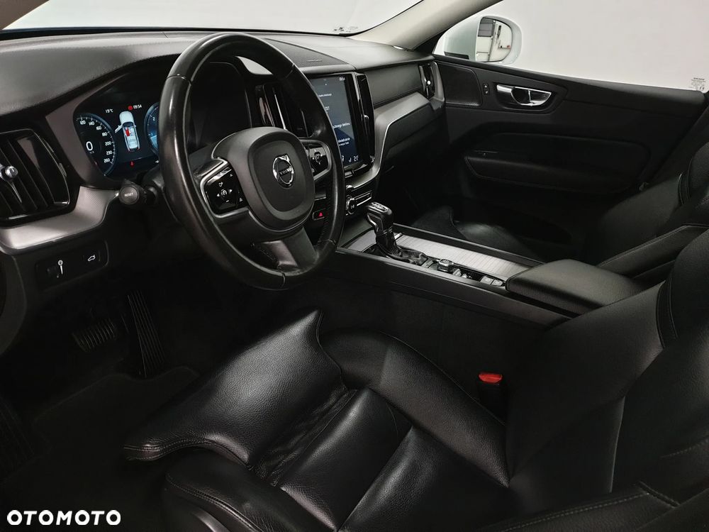 Volvo XC 60 D4 SCR Inscription - 9