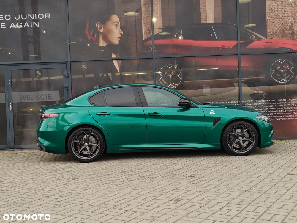 Alfa Romeo Giulia 2.9 V6 Bi-Turbo AT8 Quadrifoglio - 5