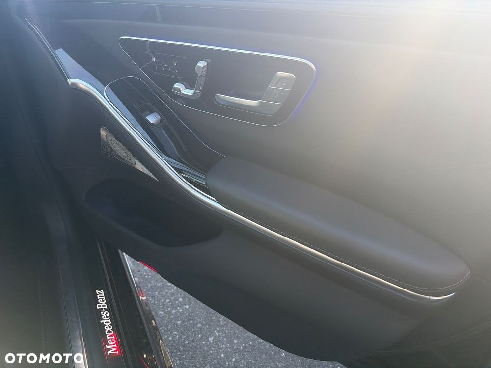 Mercedes-Benz Klasa S 580 4Matic L 9G-TRONIC - 16